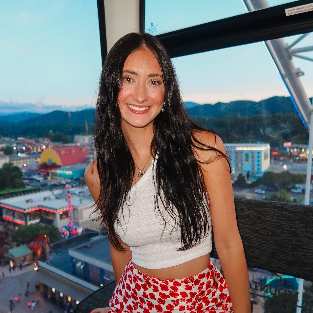 Meet your Posher, Sierra